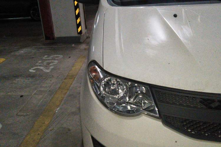 Used Wuling Hongguang 2020 1.2L S Base Model China VI LSI Right Front Headlight