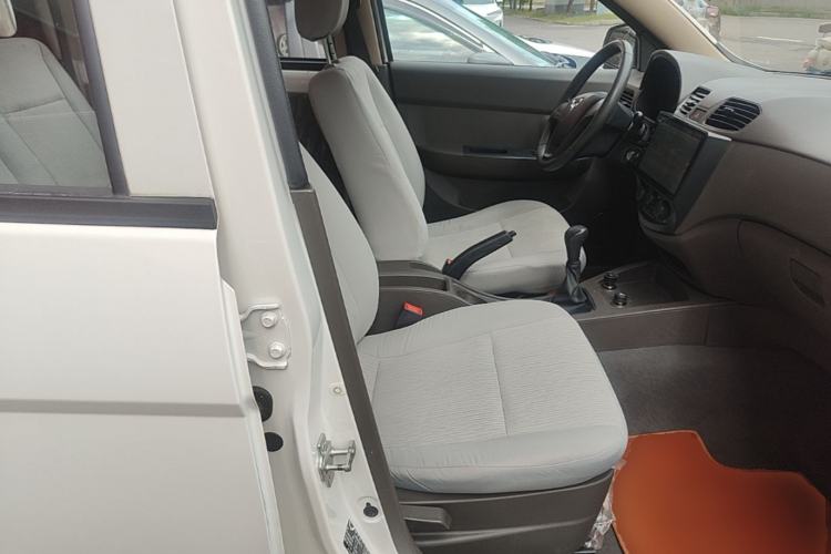 Used Wuling Hongguang 2020 1.2L S Base Model China VI LSI Right Front Seat