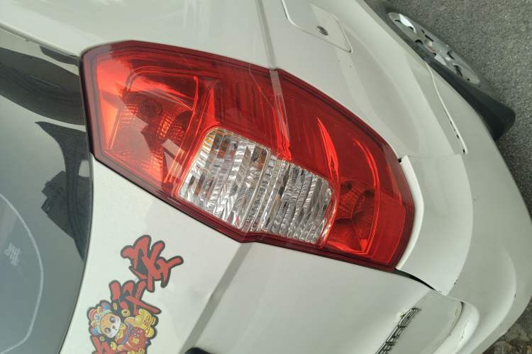 Used Wuling Hongguang 2020 1.2L S Base Model China VI LSI Right Rear Taillight