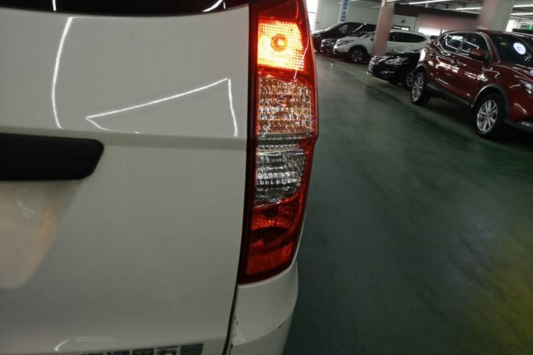 Used Wuling Hongguang 2020 1.2L S Base Model China VI LSI Right Rear Taillight