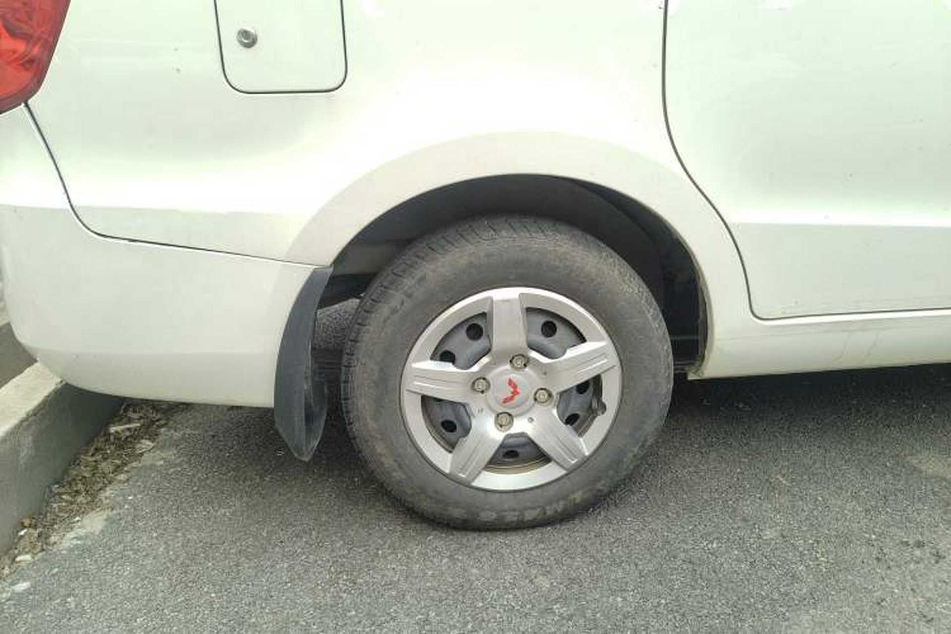 Used Wuling Hongguang 2020 1.2L S Base Model China VI LSI Right Rear Wheel Hub