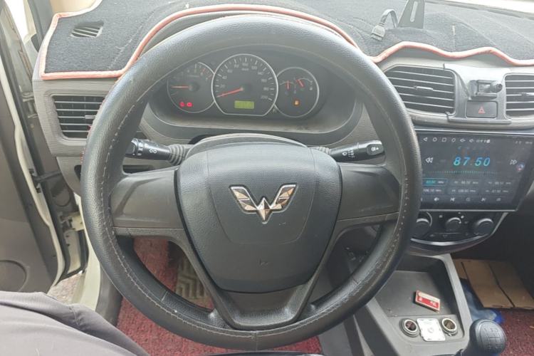 Used Wuling Hongguang 2020 1.2L S Base Model China VI LSI Steering Wheel