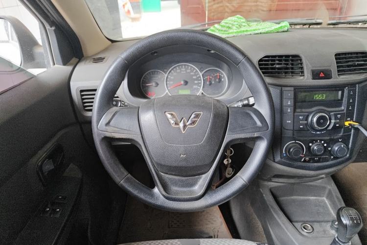 Used Wuling Hongguang 2020 1.2L S Base Model China VI LSI Steering Wheel