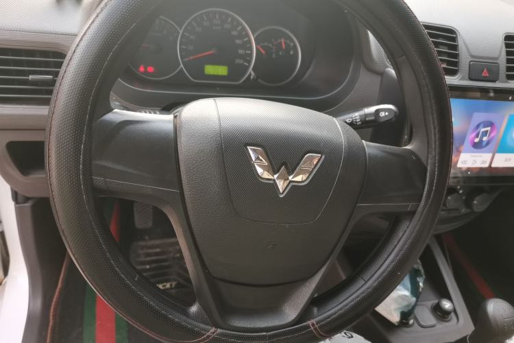 Used Wuling Hongguang 2020 1.2L S Base Model China VI LSI Steering Wheel