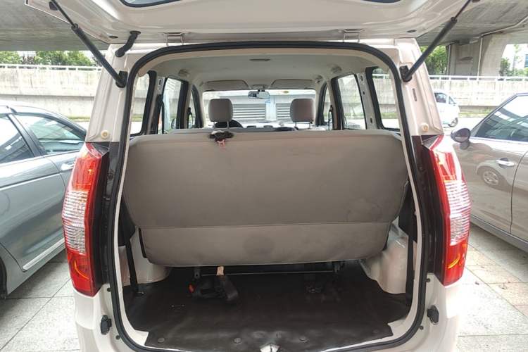 Used Wuling Hongguang 2020 1.2L S Base Model China VI LSI Trunk