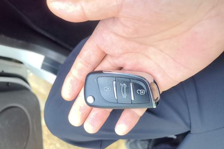Used Wuling Hongguang 2020 1.2L S Base Model China VI LSI Vehicle Key