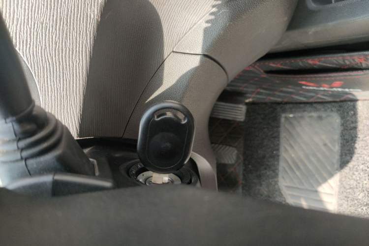Used Wuling Hongguang 2020 1.2L S Base Model China VI LSI Vehicle Key