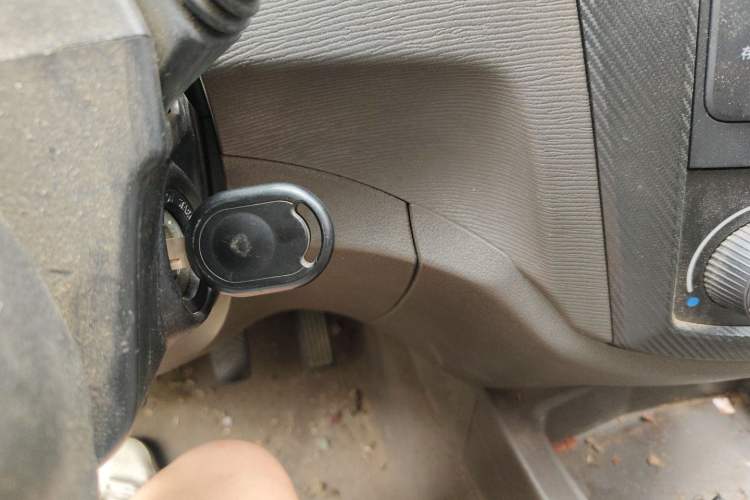 Used Wuling Hongguang 2020 1.2L S Base Model China VI LSI Vehicle Key