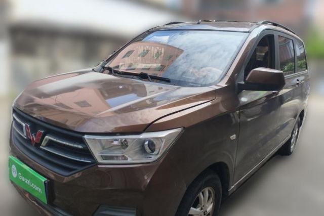 Używany Wuling Hongguang 2021 1.5L S Comfort Edition LAR