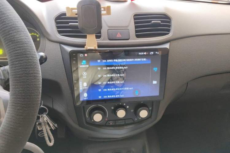 Used Wuling Hongguang 2021 1.5L Revised S Base Version Hydraulic Power Steering LAR Audio And AC Panel