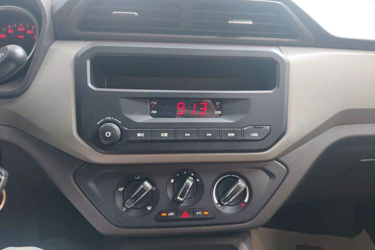 Used Wuling Hongguang 2021 1.5L Revised S Standard Version with Electric Power Steering LAR Audio And AC Panel
