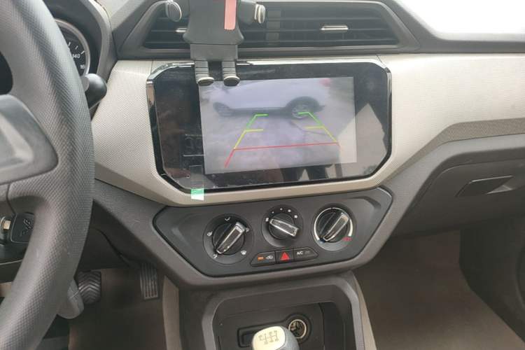 Used Wuling Hongguang 2021 1.5L Facelifted S Comfort Version with Electric Power Steering LAR Audio And AC Panel