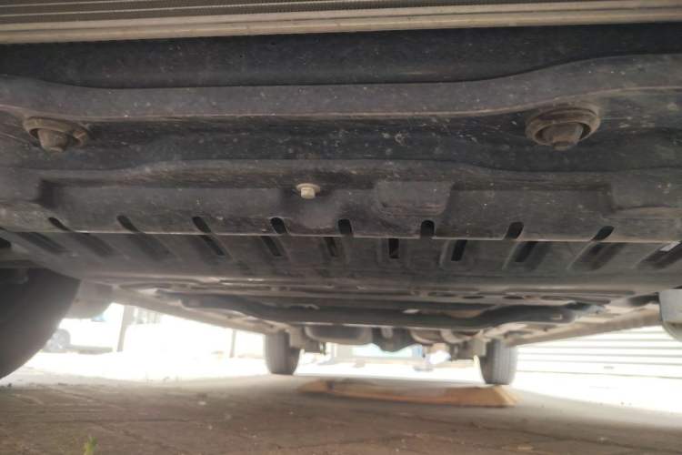 Used Wuling Hongguang 2021 1.5L Revised S Standard Version Hydraulic-Power-Assisted LAR Chassis Front