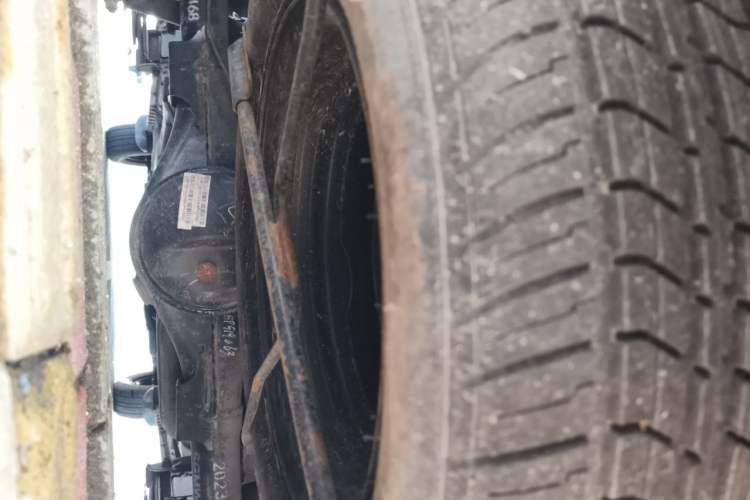 Used Wuling Hongguang 2021 1.5L Revised S Base Version Hydraulic Power Steering LAR Chassis Rear
