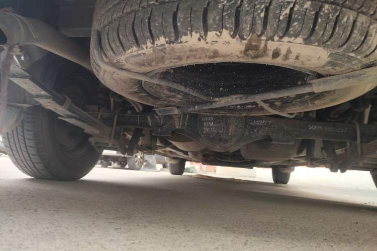 Used Wuling Hongguang 2021 1.5L Revised S Standard Version Hydraulic-Power-Assisted LAR Chassis Rear