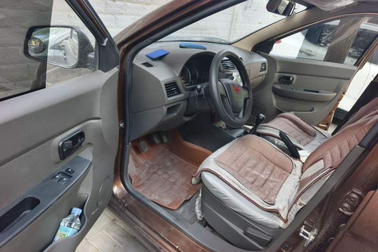 Used Wuling Hongguang 2021 1.5L S Base Version LAR Driver Seat