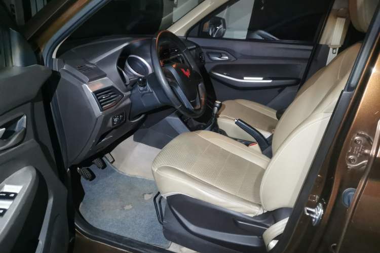 Used Wuling Hongguang 2021 1.5L Facelifted S Comfort Version with Electric Power Steering LAR Driver Seat