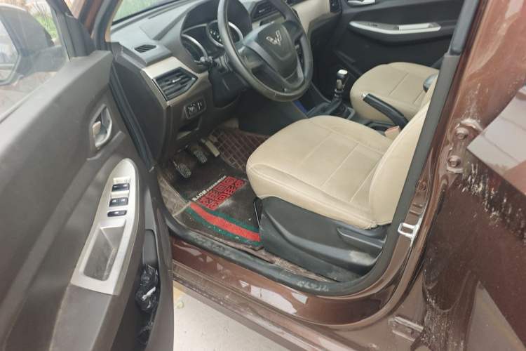 Used Wuling Hongguang 2021 1.5L S Comfort Edition LAR Driver Seat