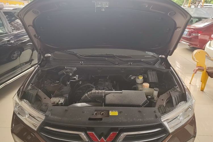 Used Wuling Hongguang 2021 1.5L Facelifted S Comfort Version with Electric Power Steering LAR Engine Bay