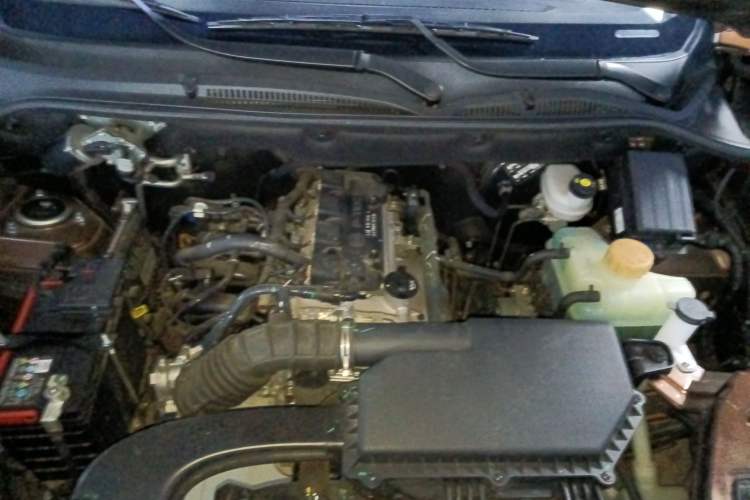 Used Wuling Hongguang 2021 1.5L Revised S Standard Version Hydraulic-Power-Assisted LAR Engine Bay