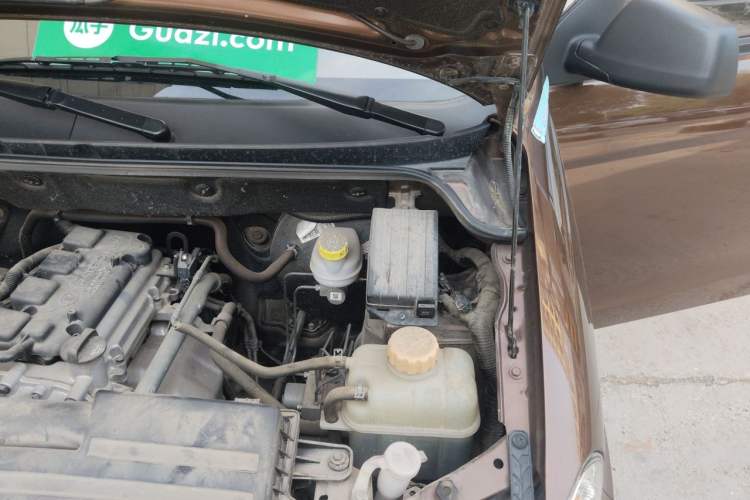 Used Wuling Hongguang 2021 1.5L Revised S Base Version Hydraulic Power Steering LAR Engine Bay Left