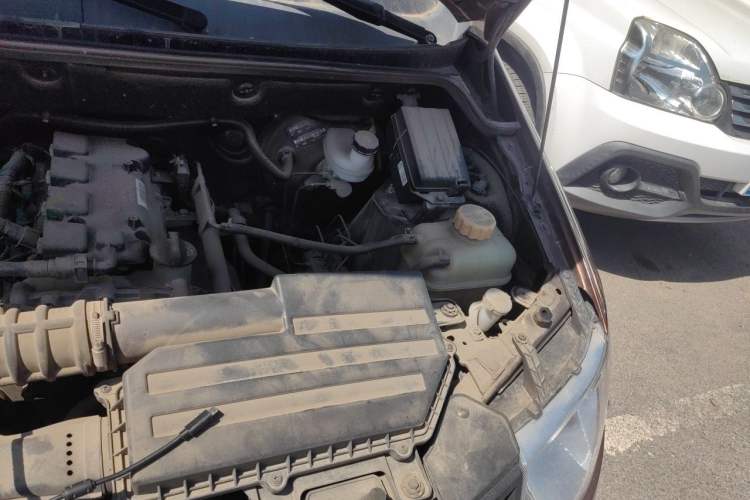 Used Wuling Hongguang 2021 1.5L S Base Version LAR Engine Bay Left