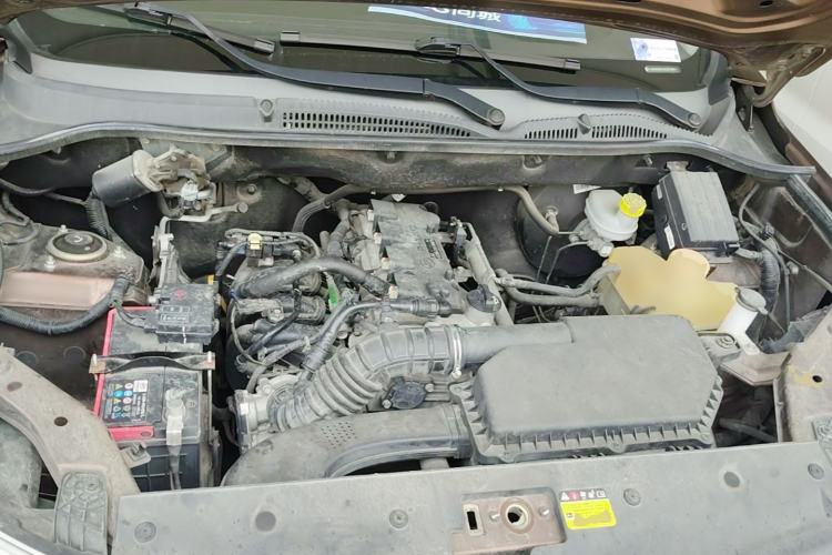 Used Wuling Hongguang 2021 1.5L S Base Version LAR Engine Bay