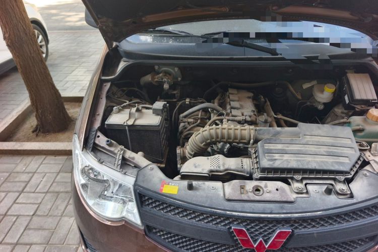 Used Wuling Hongguang 2021 1.5L S Base Version LAR Engine Bay Right