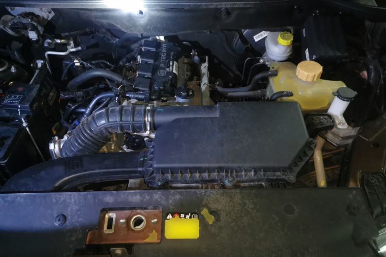 Used Wuling Hongguang 2021 1.5L Facelifted S Comfort Version with Electric Power Steering LAR Engine Bay