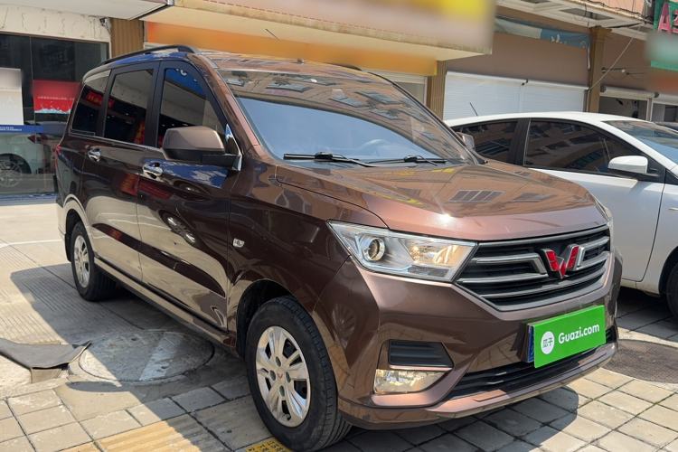 Used Wuling Hongguang 2021 1.5L Facelifted S Comfort Version with Electric Power Steering LAR Exterior 1