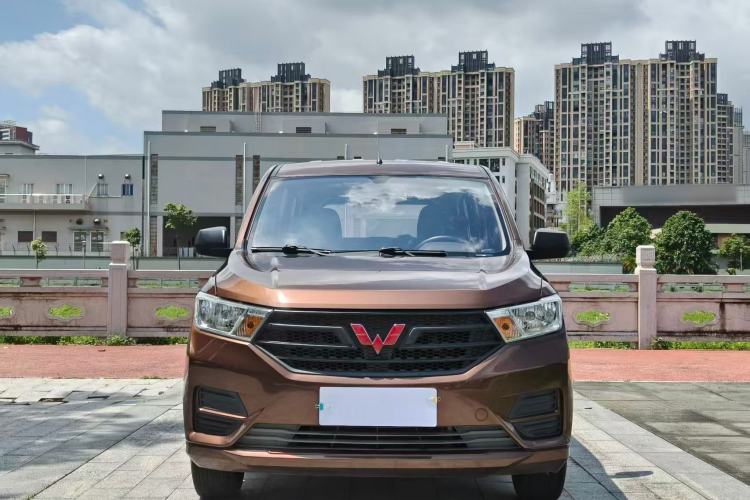 Used Wuling Hongguang 2021 1.5L Revised S Base Version with Electric Power Steering LAR Exterior 1