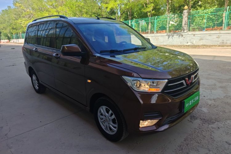 Used Wuling Hongguang 2021 1.5L Revised S Standard Version with Electric Power Steering LAR Exterior 1