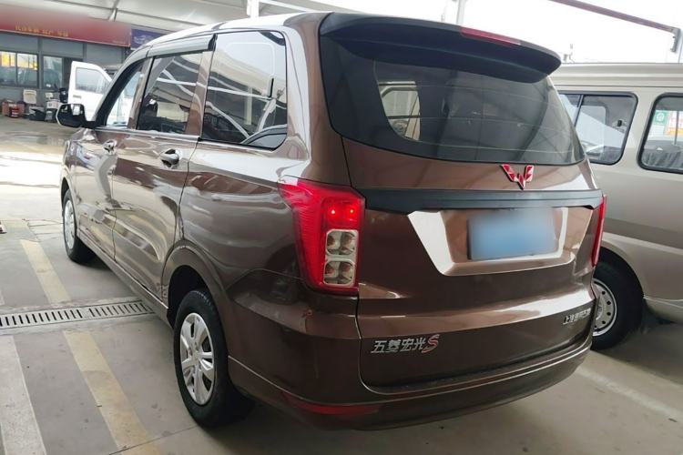 Used Wuling Hongguang 2021 1.5L S Base Version LAR Exterior 2