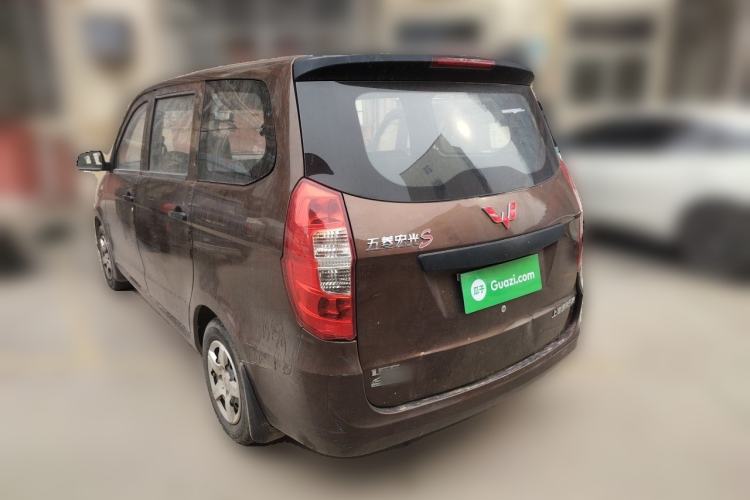 Used Wuling Hongguang 2021 1.5L Revised S Standard Version Hydraulic-Power-Assisted LAR Exterior 2