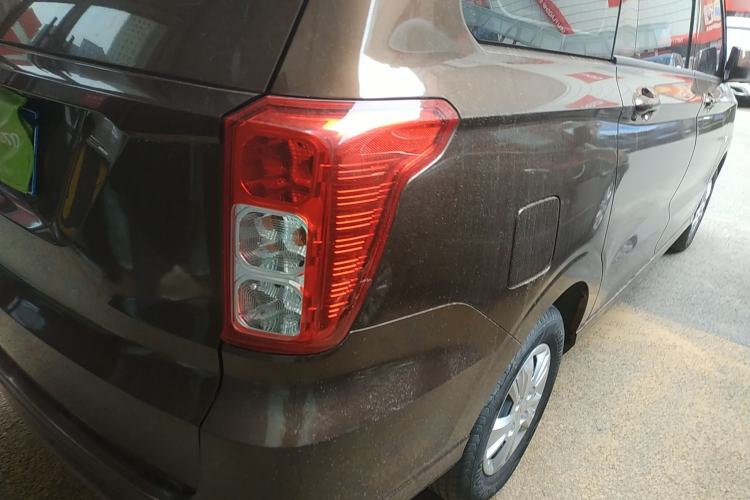 Used Wuling Hongguang 2021 1.5L Revised S Standard Version with Electric Power Steering LAR Exterior 3