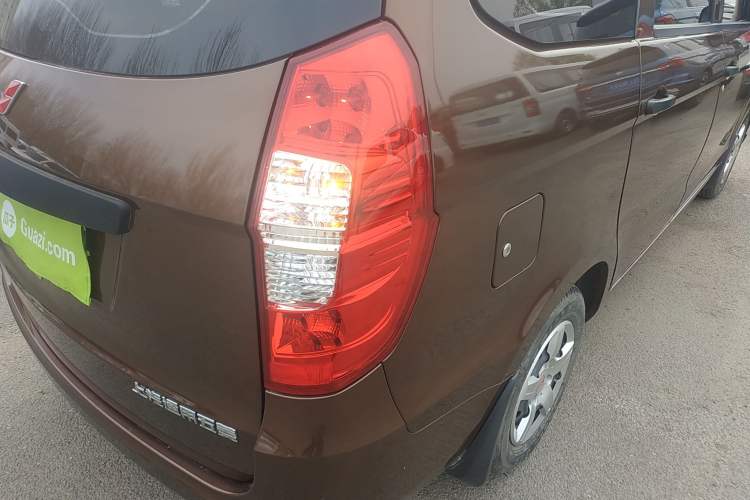 Used Wuling Hongguang 2021 1.5L S Base Version LAR Exterior 3