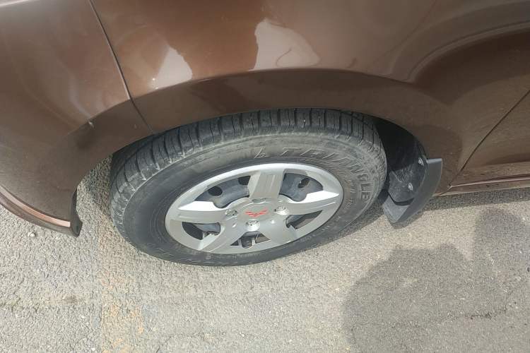 Used Wuling Hongguang 2021 1.5L S Base Version LAR Exterior 4