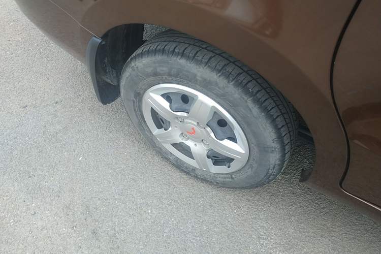 Used Wuling Hongguang 2021 1.5L S Base Version LAR Exterior 5