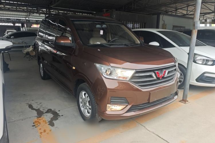 Used Wuling Hongguang 2021 1.5L S Standard Version LAR Front Right 45 Deg