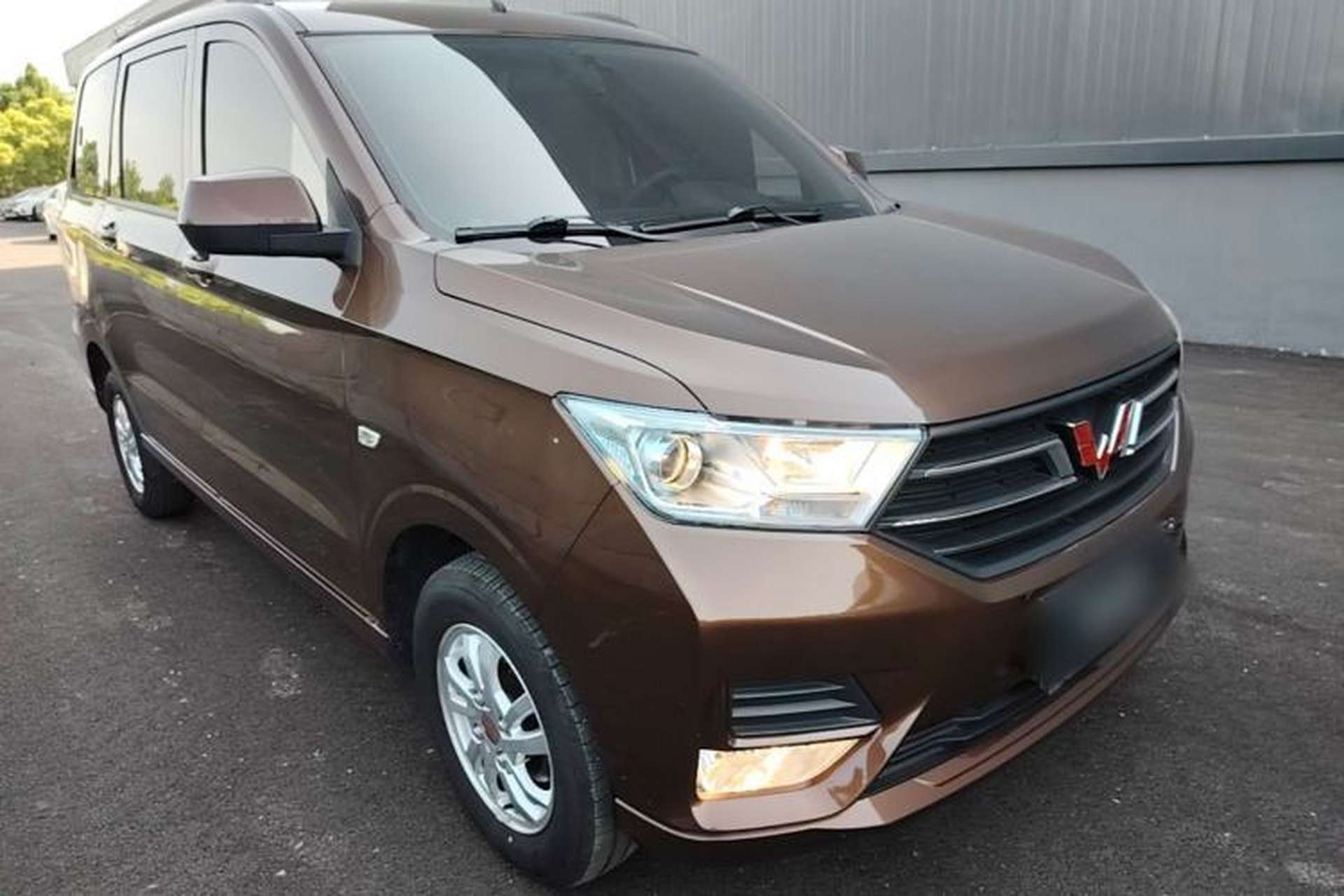 Used Wuling Hongguang 2021 1.5L Revised S Standard Version with Electric Power Steering LAR Front Right 45 Deg