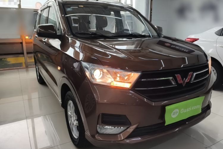 Used Wuling Hongguang 2021 1.5L Revised S Standard Version Hydraulic-Power-Assisted LAR Front Right 45 Deg