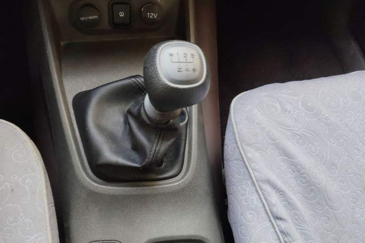 Used Wuling Hongguang 2021 1.5L Revised S Base Version Hydraulic Power Steering LAR Gear Lever