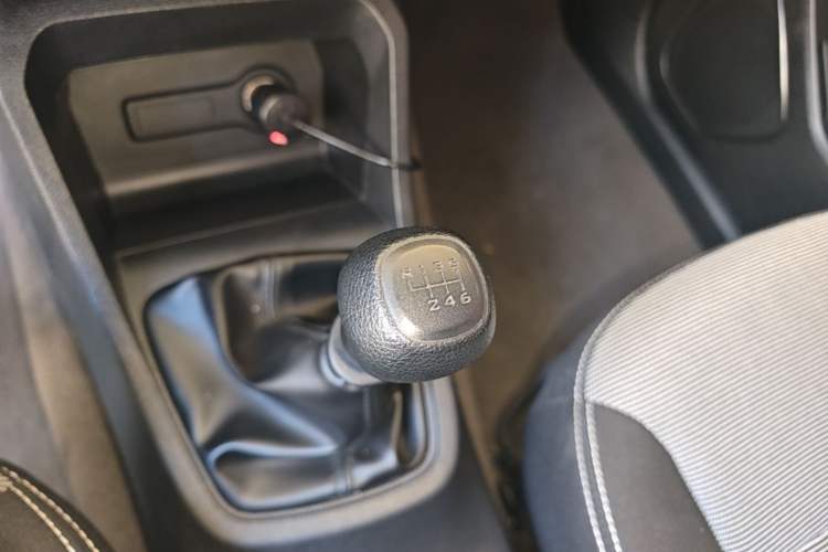 Used Wuling Hongguang 2021 1.5L S Base Version LAR Gear Lever