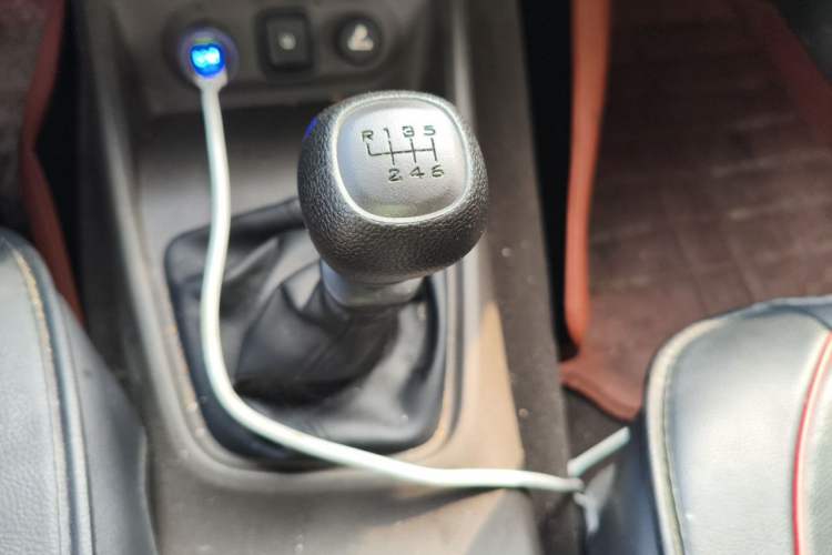 Used Wuling Hongguang 2021 1.5L Revised S Base Version Hydraulic Power Steering LAR Gear Lever