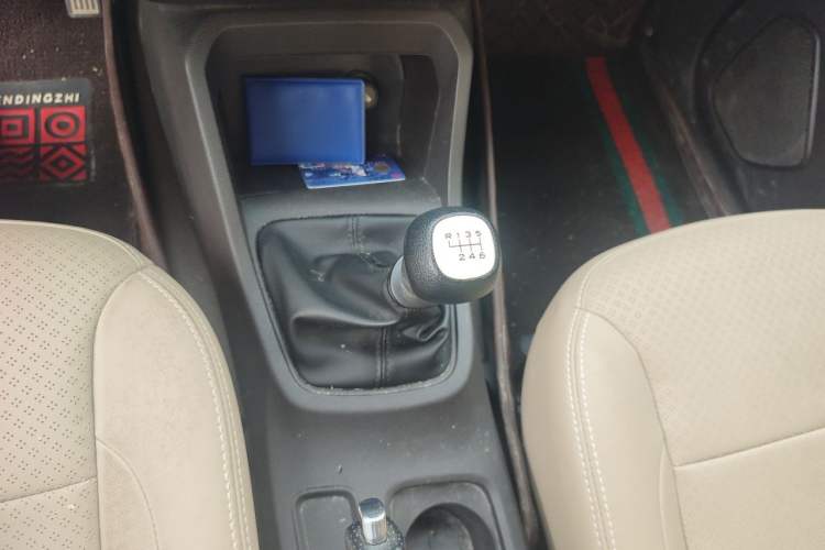Used Wuling Hongguang 2021 1.5L S Comfort Edition LAR Gear Lever