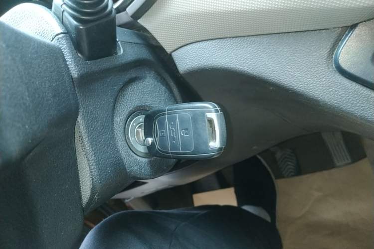 Used Wuling Hongguang 2021 1.5L Revised S Standard Version with Electric Power Steering LAR Interior 1