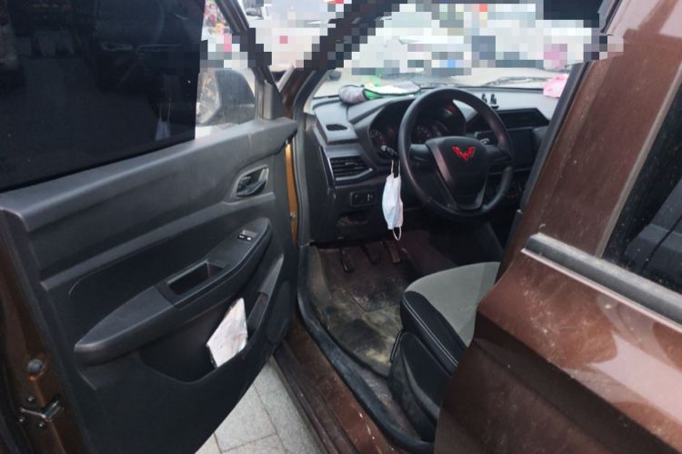 Used Wuling Hongguang 2021 1.5L Revised S Base Version with Electric Power Steering LAR Interior 3