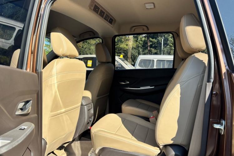 Used Wuling Hongguang 2021 1.5L Facelift S Comfort Version Hydraulic Power Steering LAR Interior 3