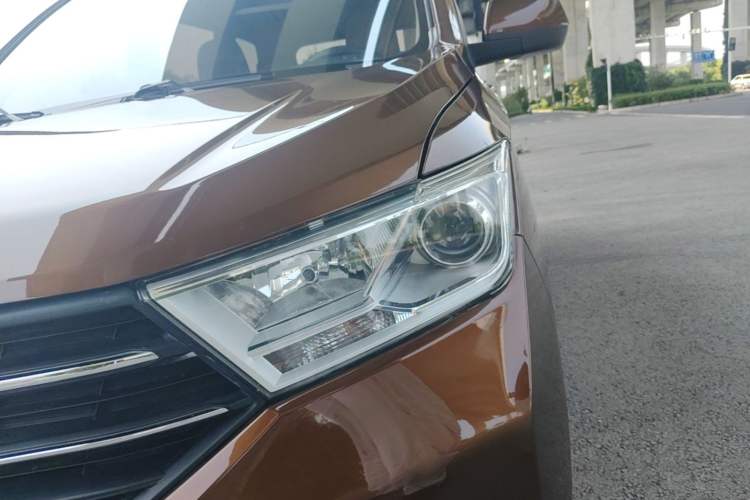 Used Wuling Hongguang 2021 1.5L Revised S Standard Version with Electric Power Steering LAR Left Front Headlight