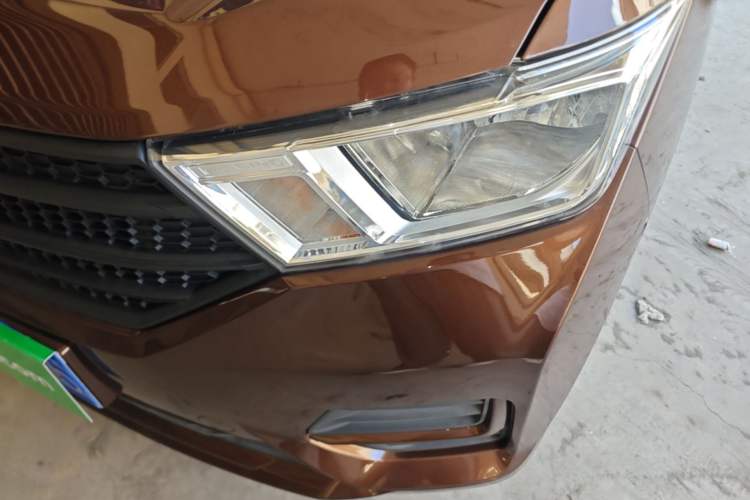 Used Wuling Hongguang 2021 1.5L S Base Version LAR Left Front Headlight